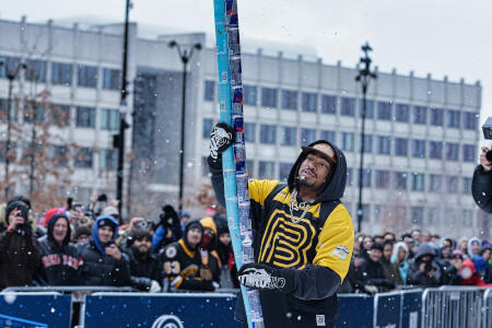 Red Bull Heavy Metal Snowboard 2026 03