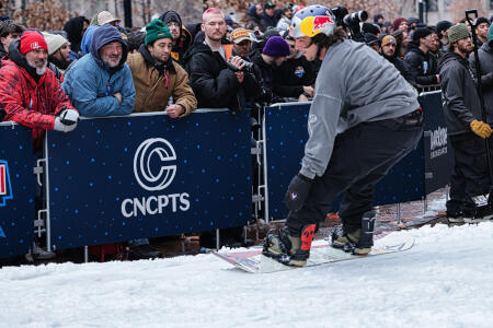 Red Bull Heavy Metal Snowboard 2026 23