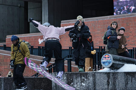 Red Bull Heavy Metal Snowboard 2026 24